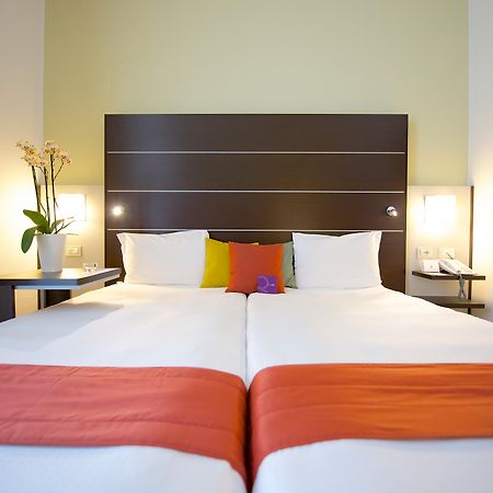 Mercure Napoli Centro Angioino Kültér fotó