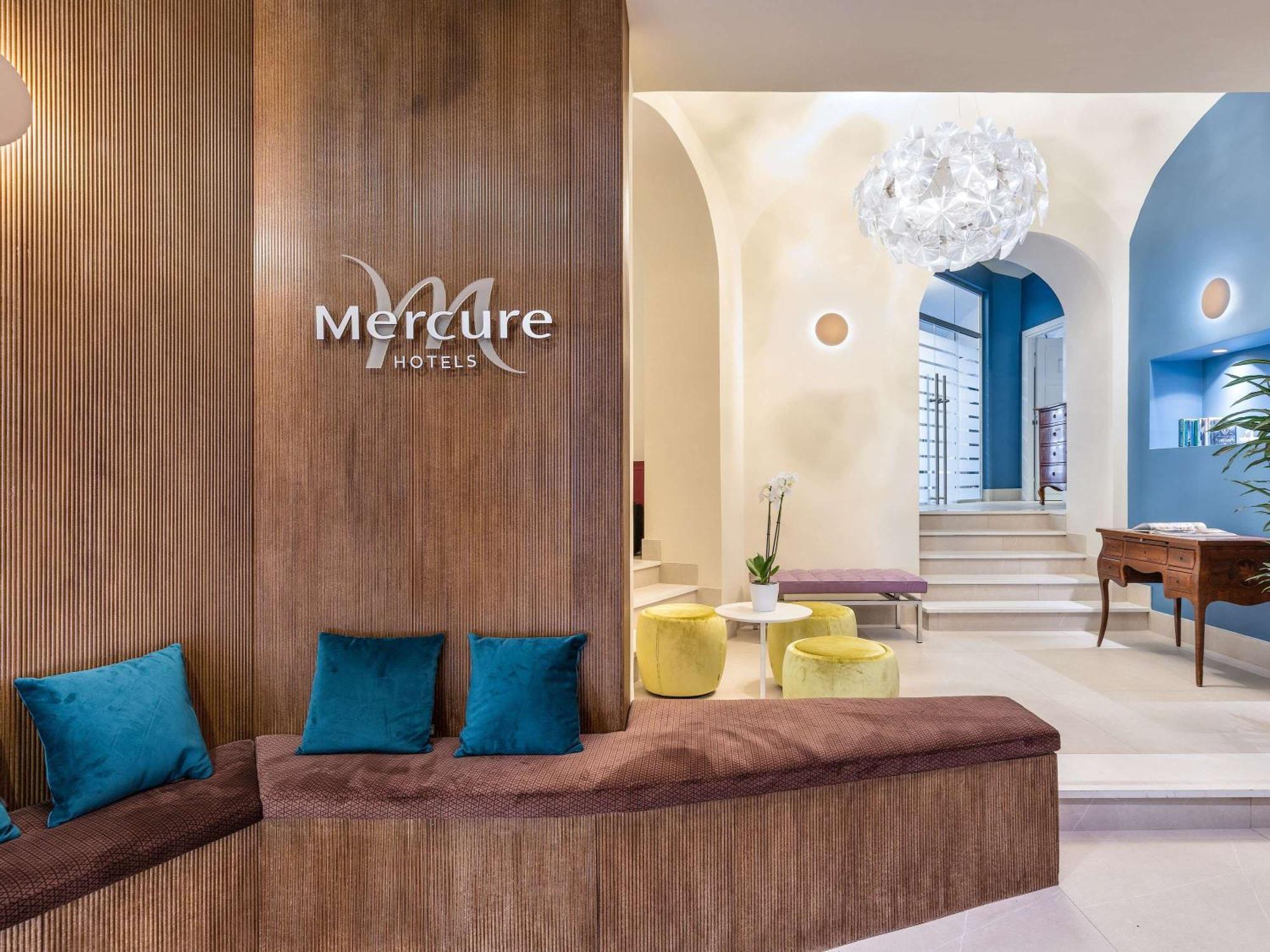 Mercure Napoli Centro Angioino Kültér fotó