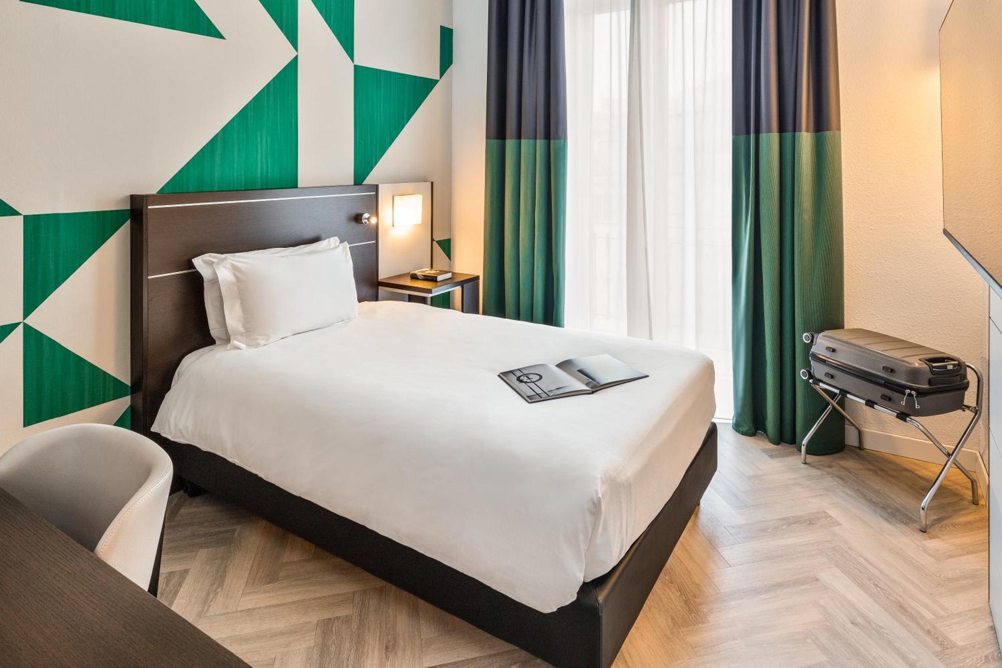 Mercure Napoli Centro Angioino Kültér fotó